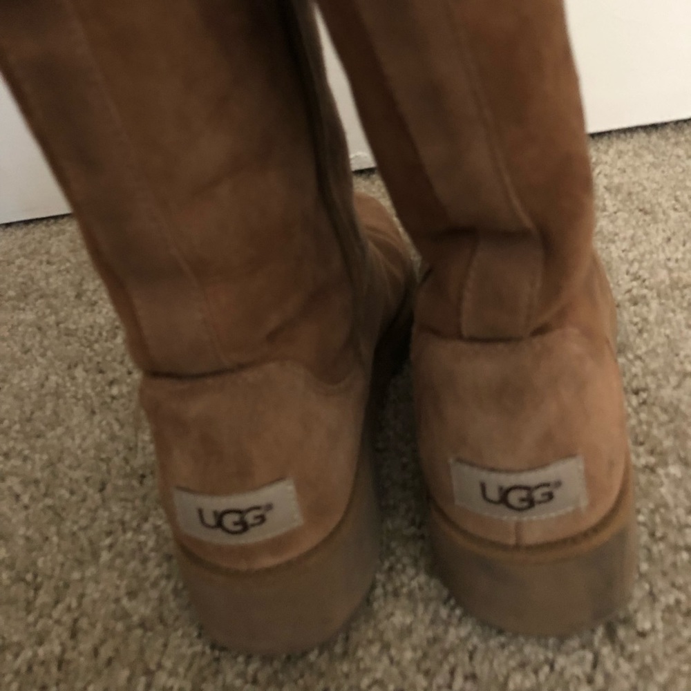 Ugg Medium Boot - image 3